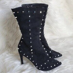 Cape Robbin Black Gigi Studded Suede Side Zipper Ankle Boots SZ 8.5
